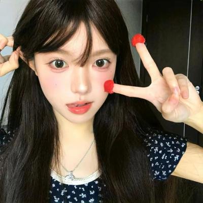 左撇子女人